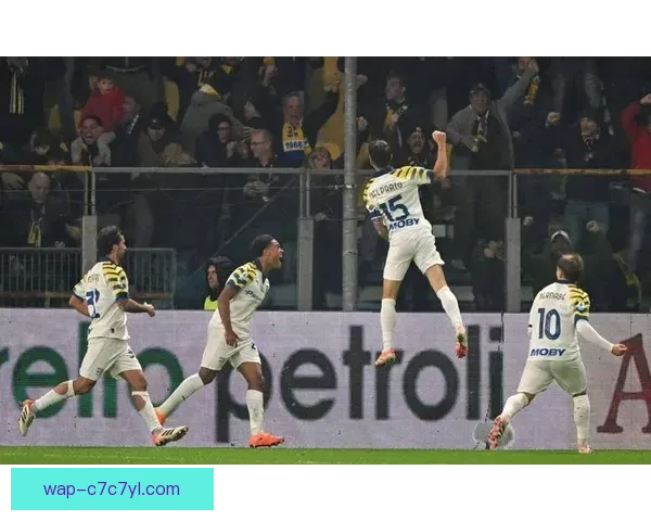 佛罗伦萨帕尔马零比零难觅射门